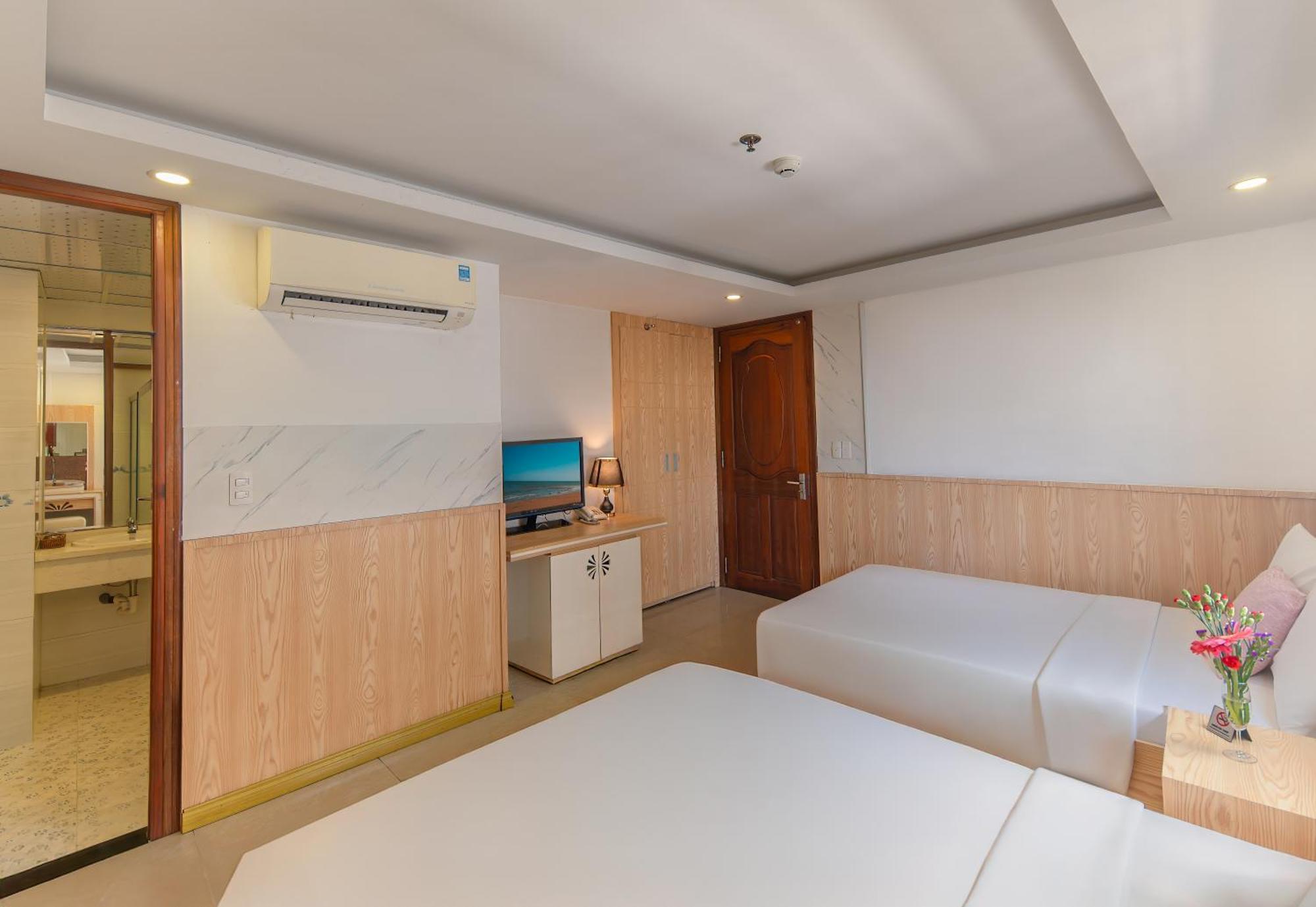 Nang Vang Hotel Nha Trang Exteriör bild