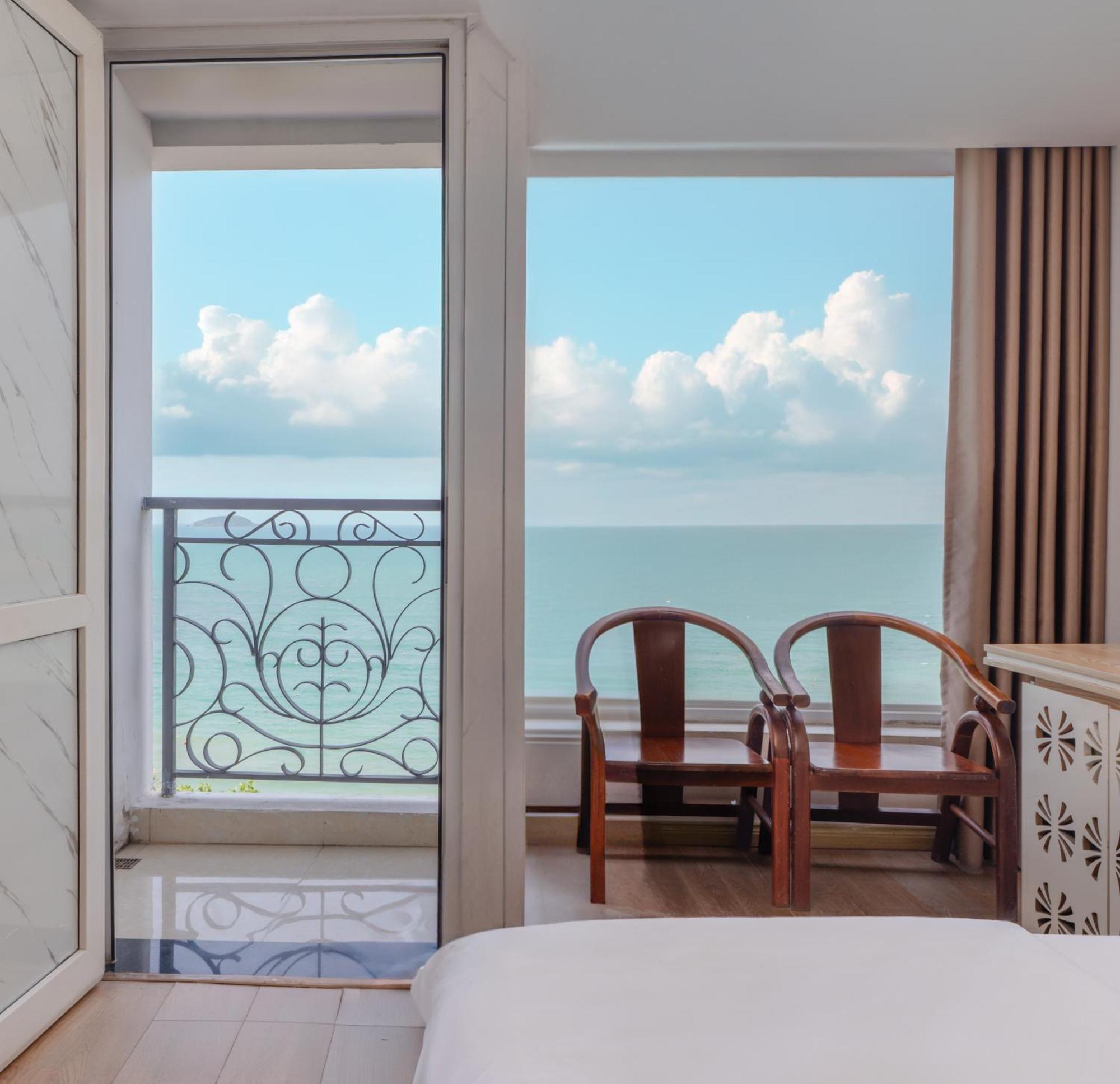 Nang Vang Hotel Nha Trang Exteriör bild